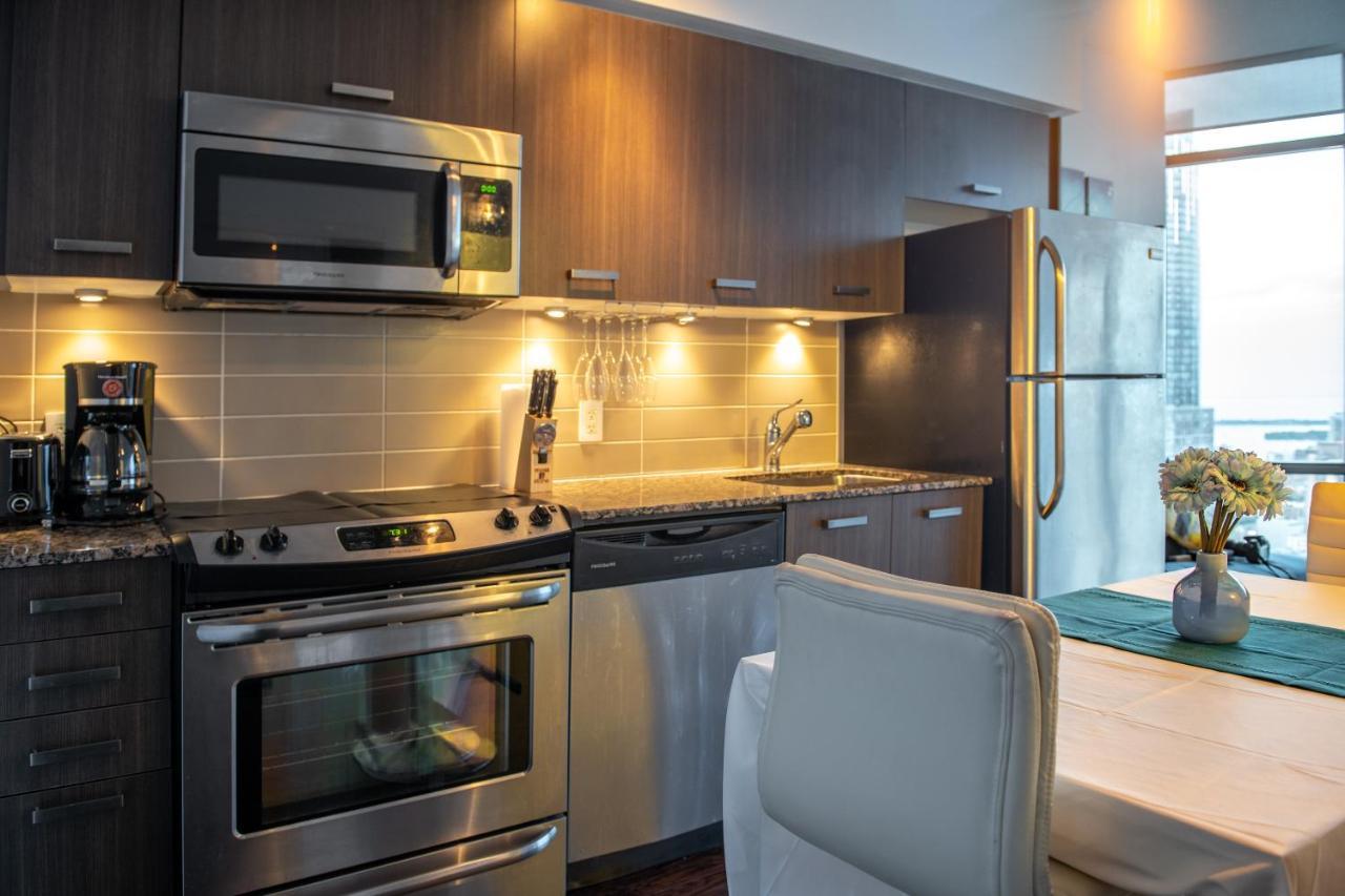 Great View High Rise In Central Toronto Exterior foto