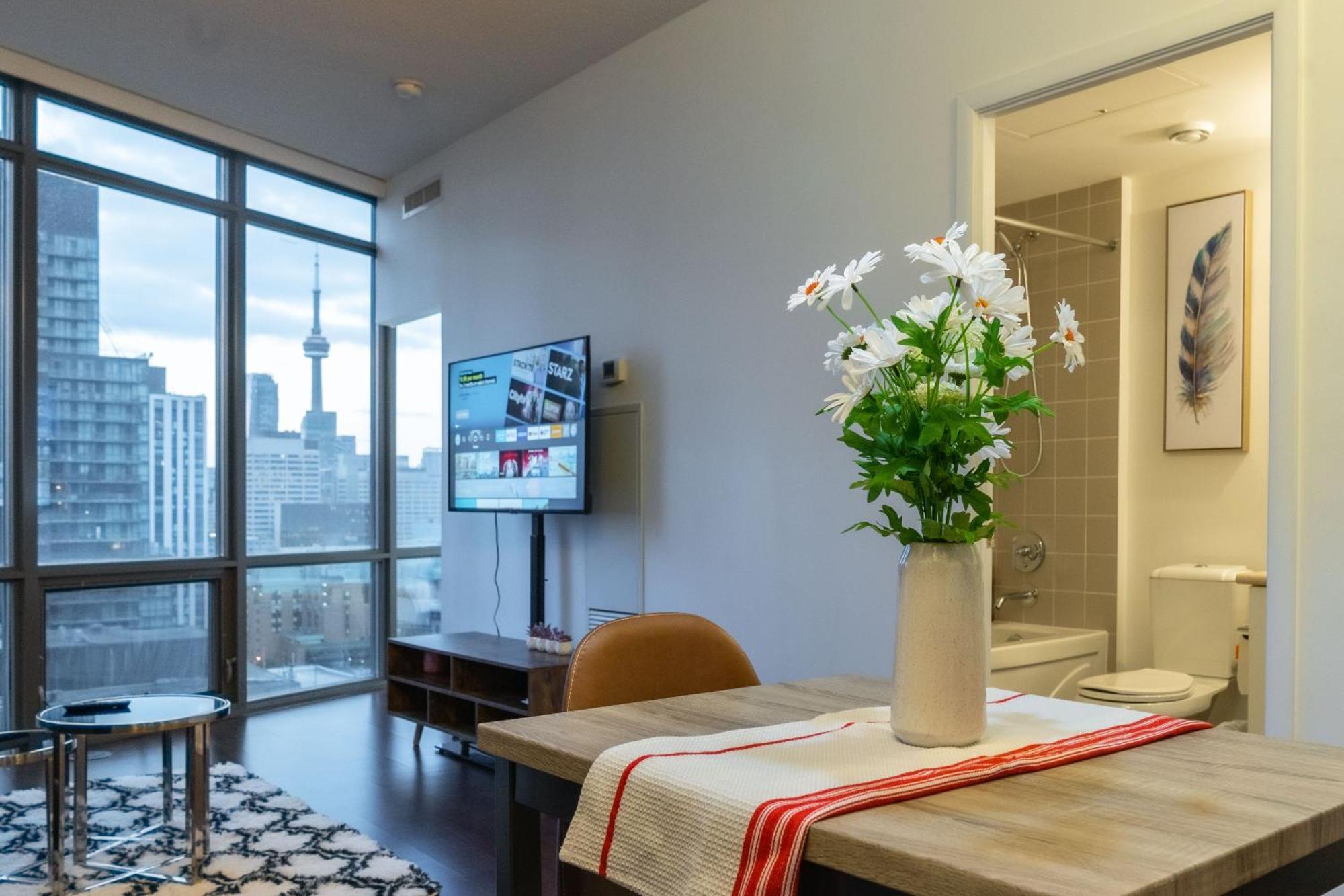 Great View High Rise In Central Toronto Exterior foto